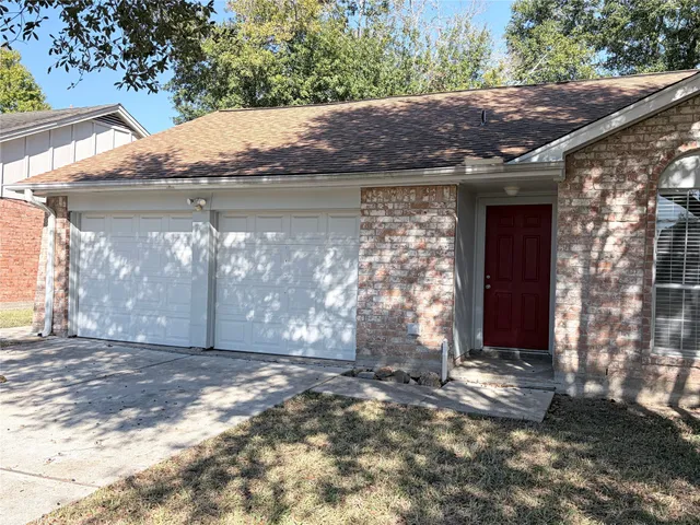 $1,750 | 1802 Oaklawn Street, Sugar Land, TX 77498