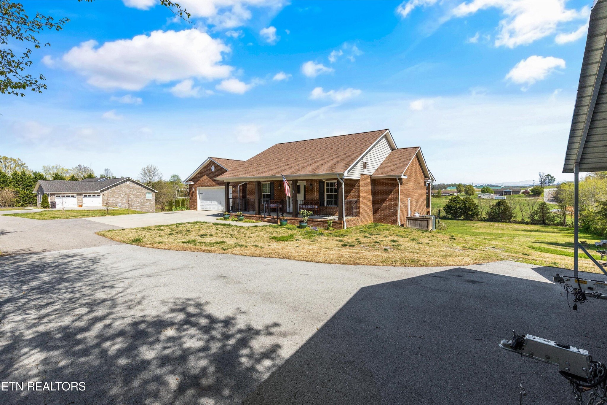 1028 Disco Loop Road Friendsville, TN 37737 - Photo 3 of 46 Gallery Image 3