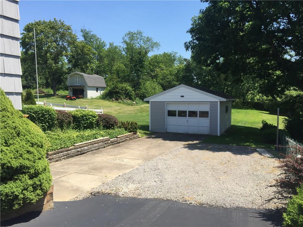 2014 Marshall Street Tarentum, PA 15084 - Photo 3 of 20 Gallery Image 3