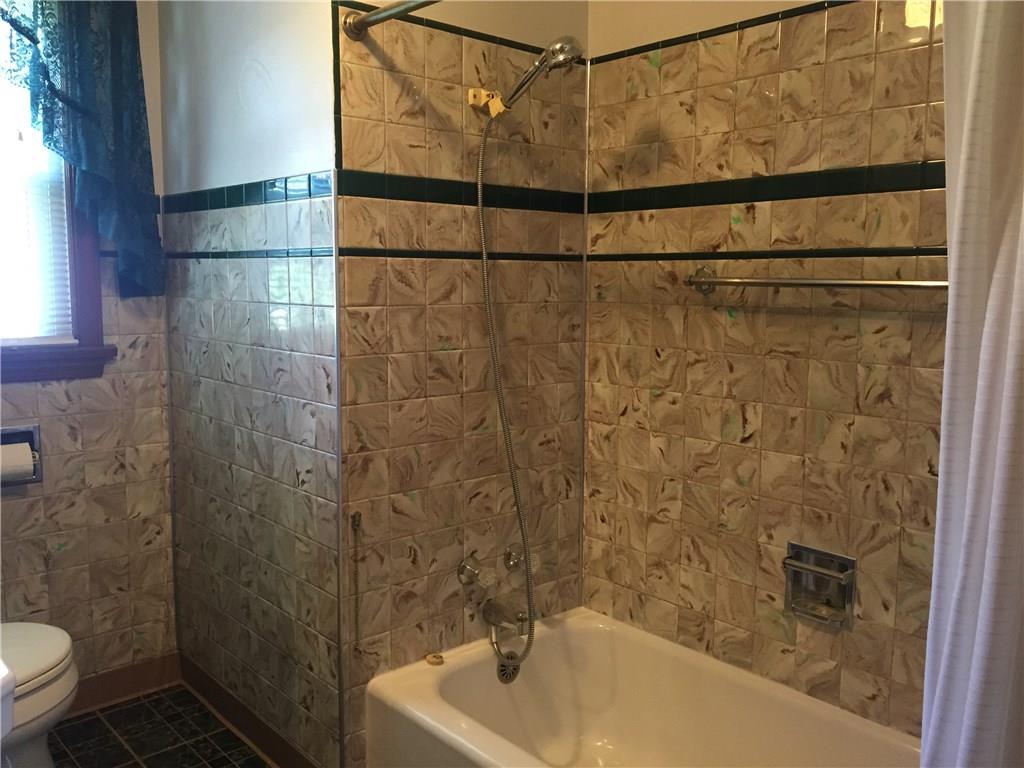 2014 Marshall Street Tarentum, PA 15084 - Photo 10 of 20 Gallery Image 10