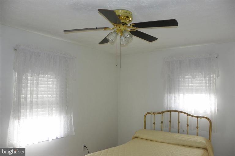 1206 June Road Halethorpe, MD 21227 - Photo 3 of 22 Bedroom