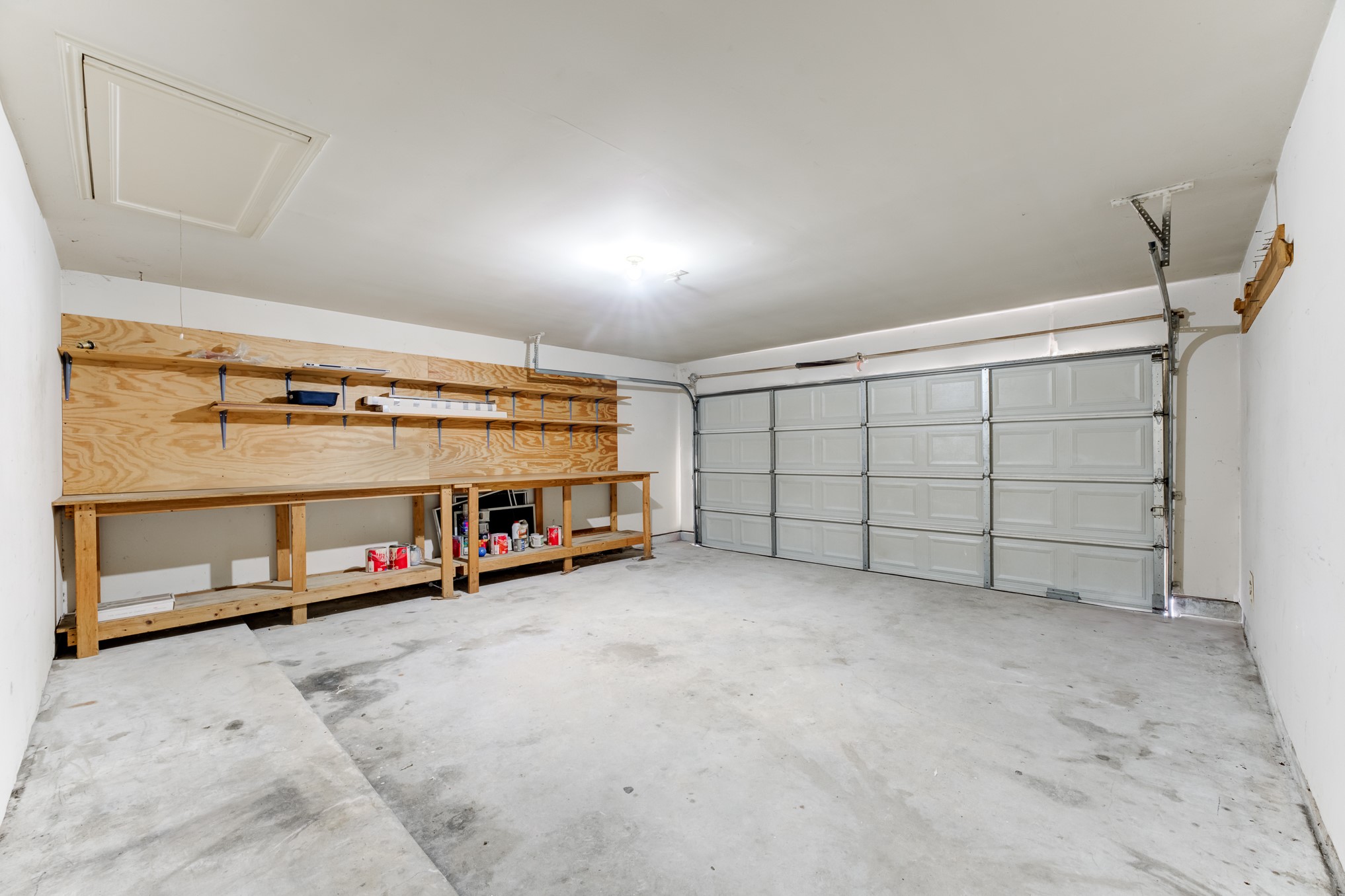 21510 Juniper Meadows Drive Spring, TX 77388 - Photo 34 of 39 Garage workspace