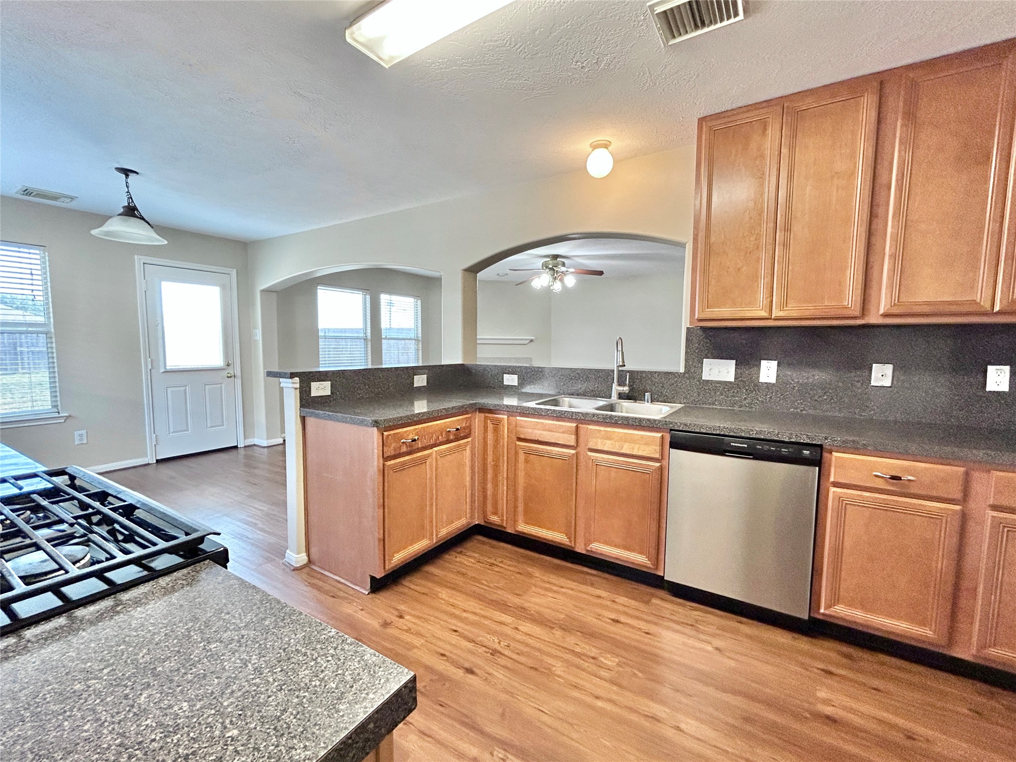 21510 Juniper Meadows Drive Spring, TX 77388 - Photo 9 of 39