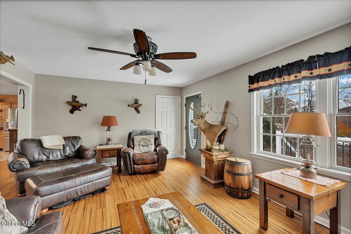 63 Methodist Farm Road Averill Park, NY 12018 - Photo 7 of 52 09-IMG_3510