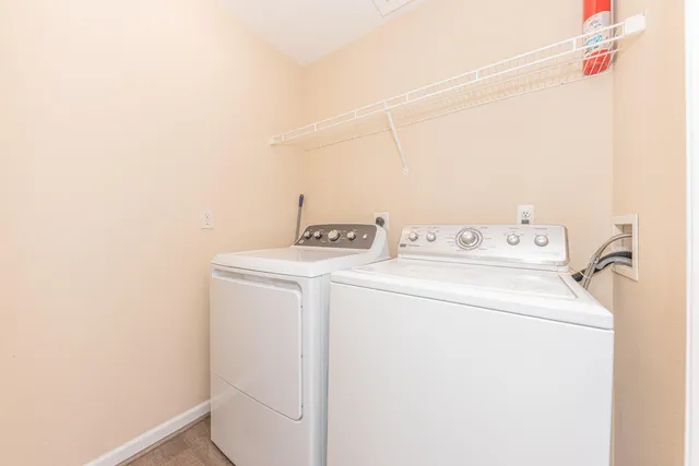 $275,000 | 1405 Millbrook Trail, Ann Arbor, MI 48108