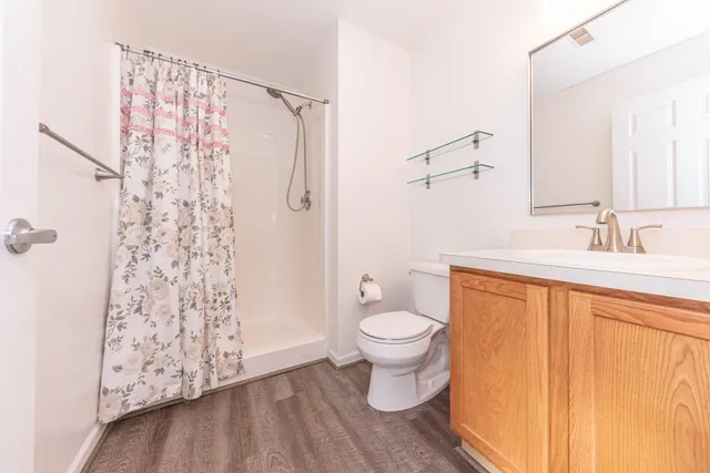 $275,000 | 1405 Millbrook Trail, Ann Arbor, MI 48108