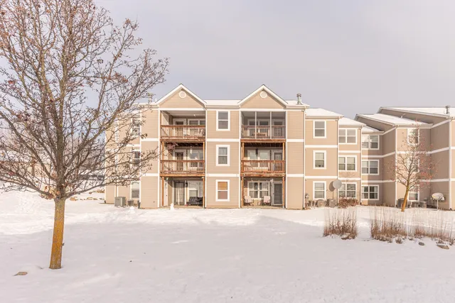 $275,000 | 1405 Millbrook Trail, Ann Arbor, MI 48108