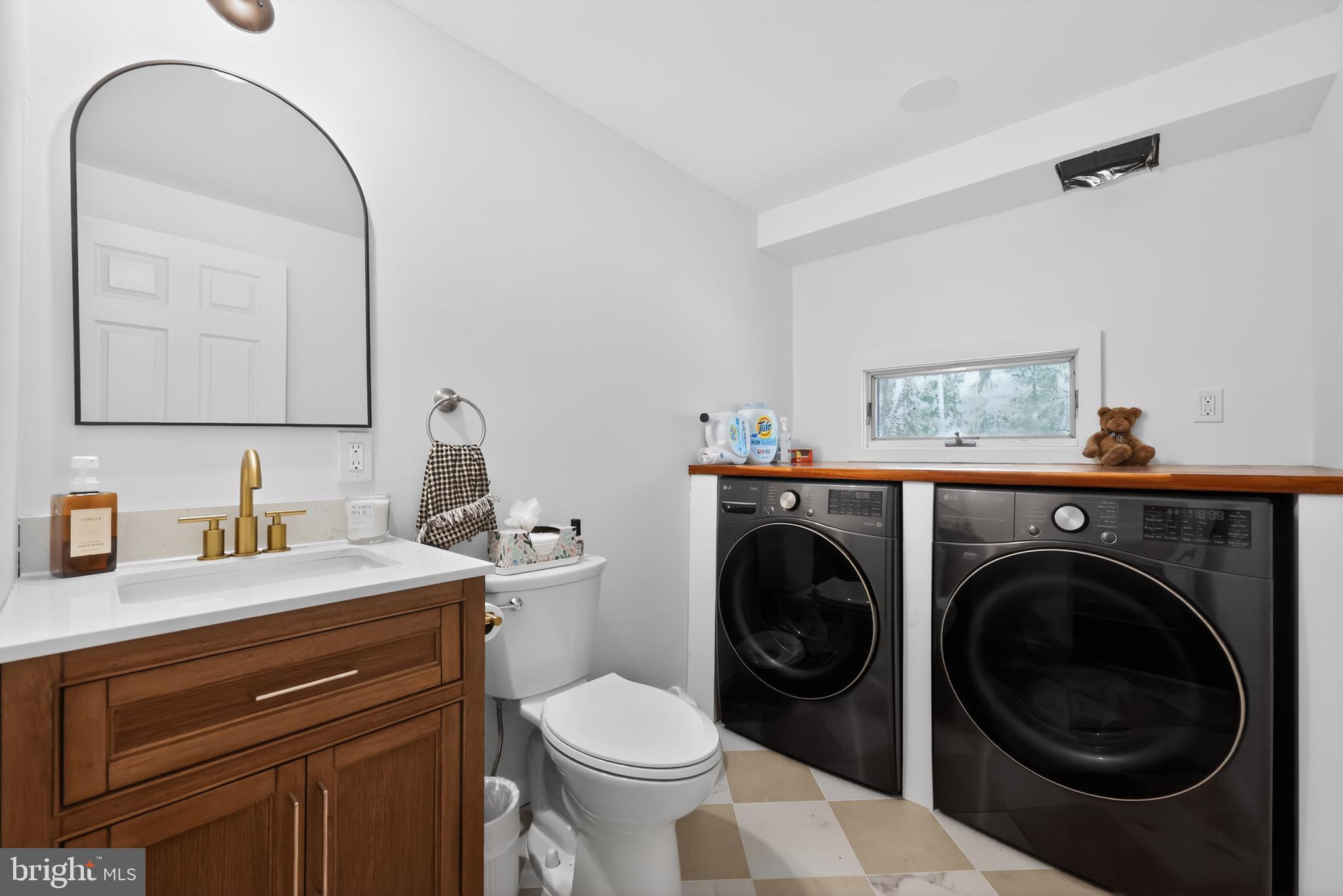 566 Fairview Road Medford, NJ 08055 - Photo 11 of 33 Gallery Image 11