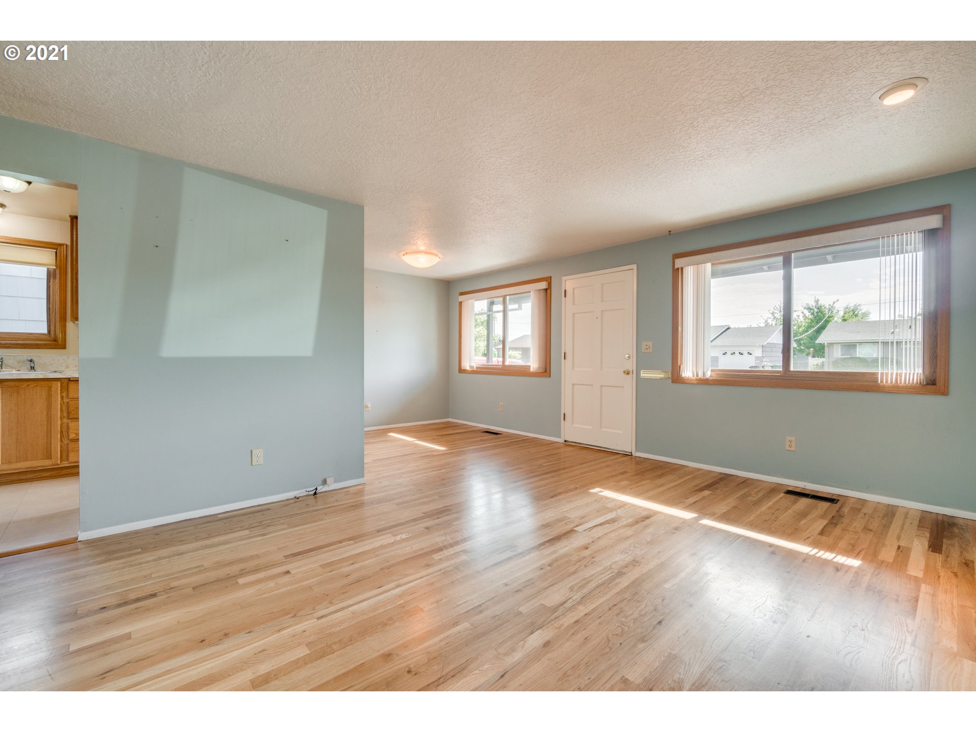 1425 Princeton Road Woodburn, OR 97071 - Photo 13 of 31 Gallery Image 13