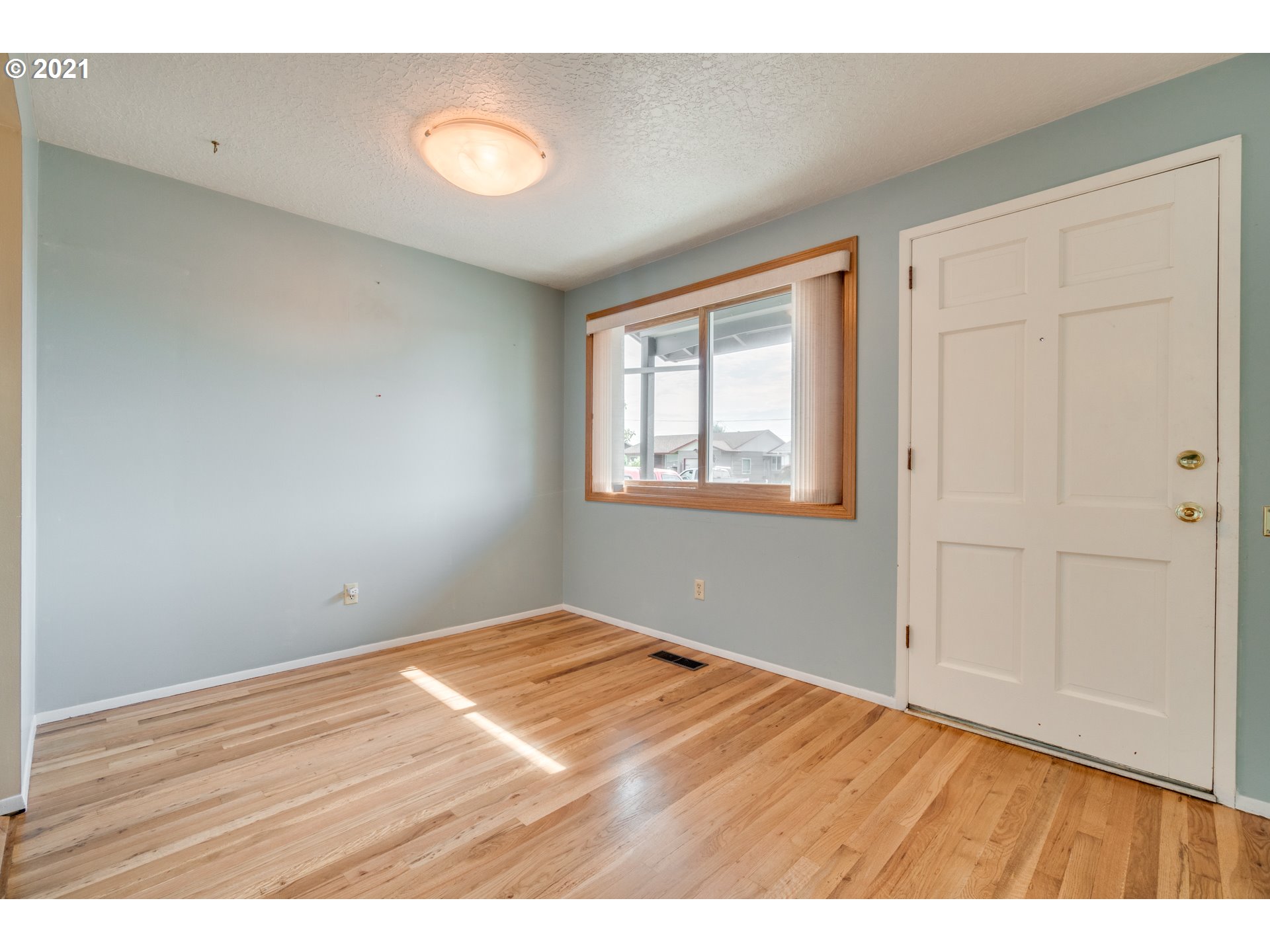 1425 Princeton Road Woodburn, OR 97071 - Photo 14 of 31 Gallery Image 14