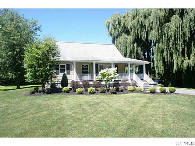 140 King Road Elma, NY 14059 - Photo 1 of 1 Exterior Front Welcome to 140 Kings Rd, Elma, NY!