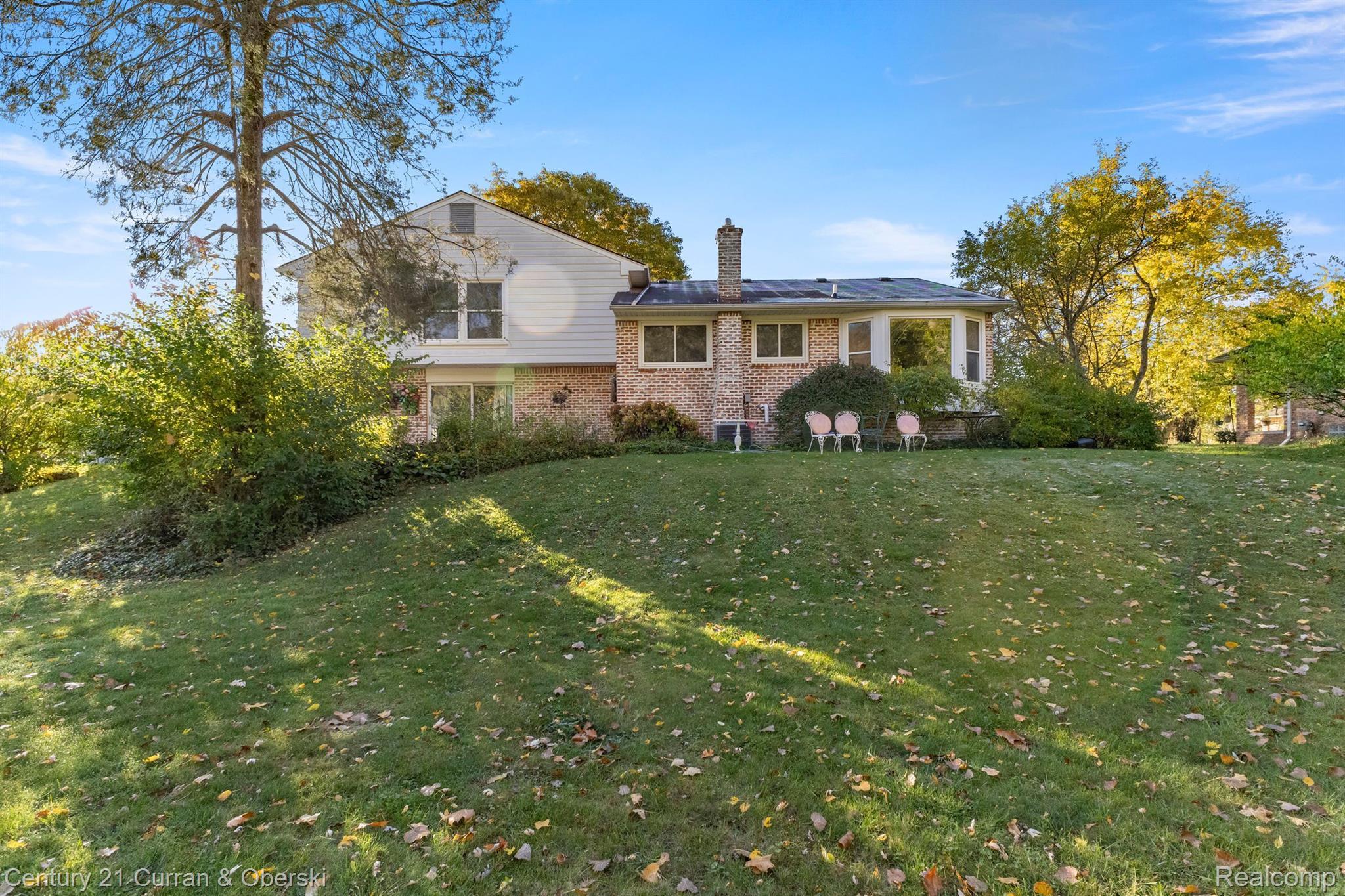 2544 Wickfield Road West Bloomfield, MI 48323 - Photo 45 of 47 Gallery Image 45