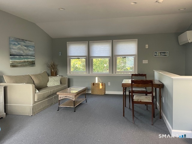 402 Riverside Drive Fairfield, CT 06824 - Photo 21 of 28 Gallery Image 21