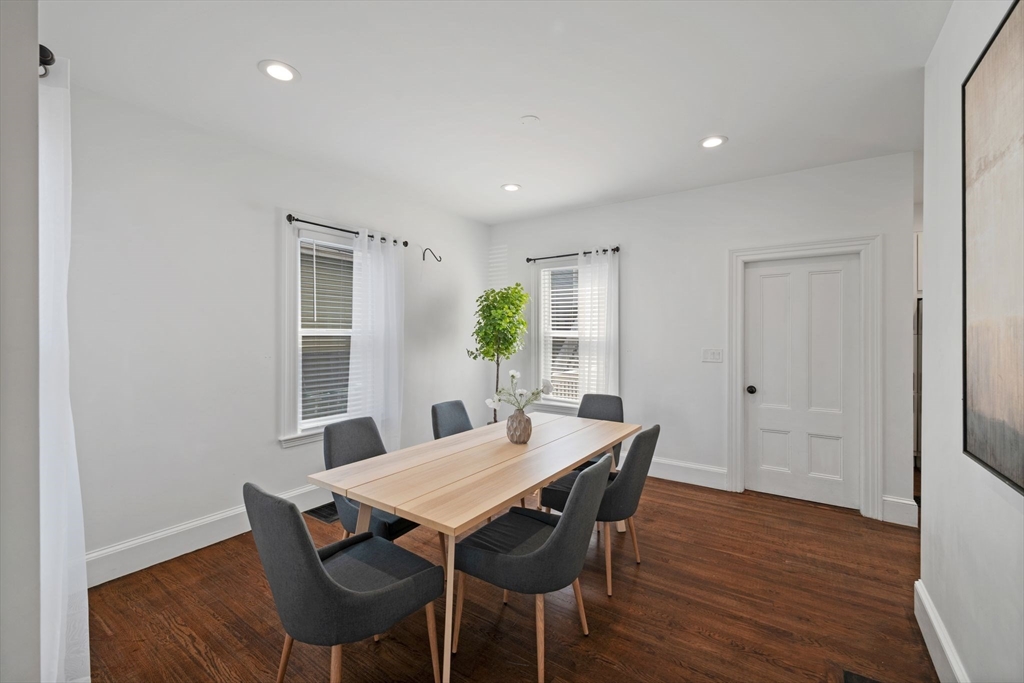 8 Chestnut Street Lynn, MA 01902 - Photo 11 of 39
