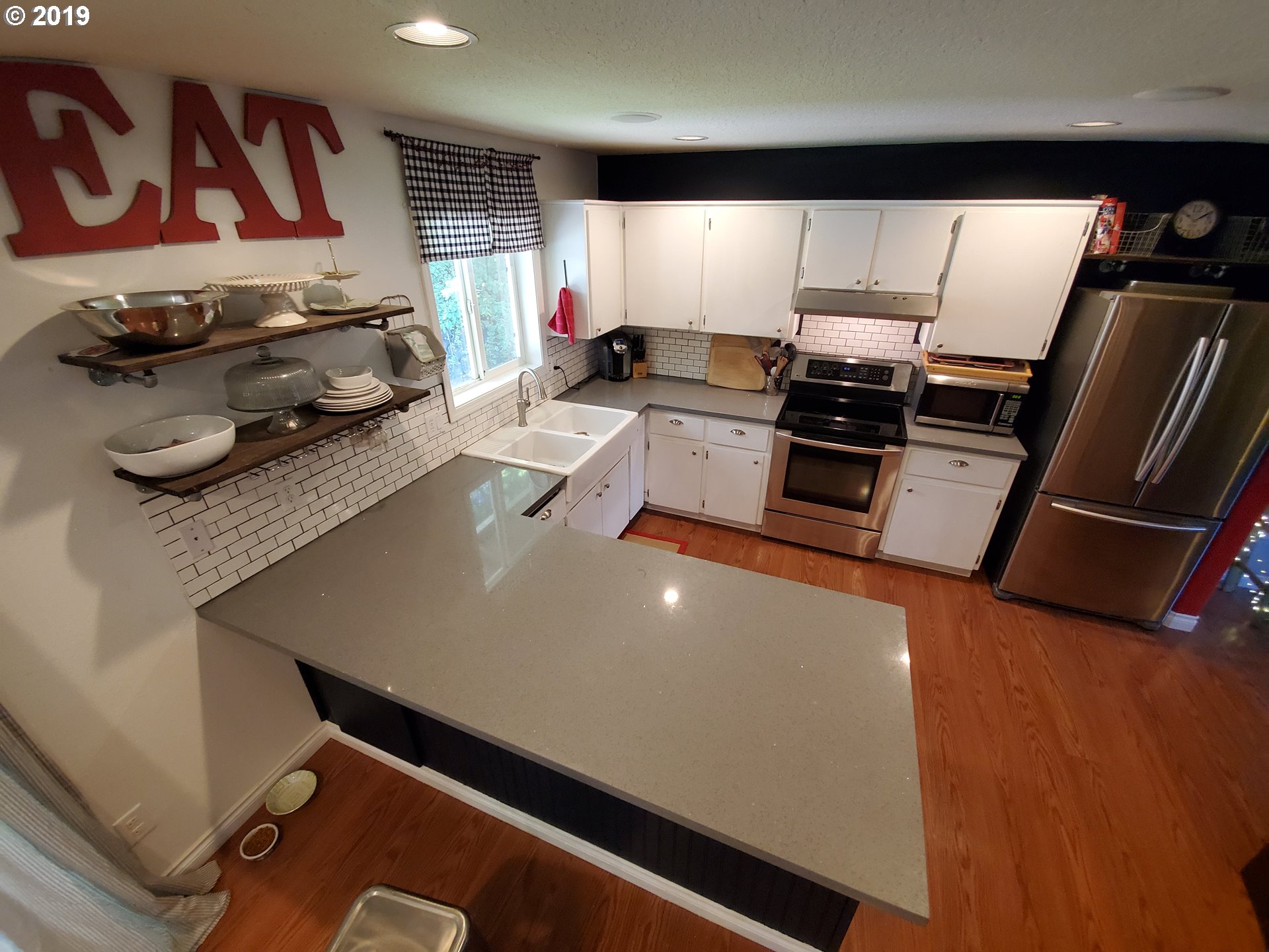 36325 Yocum Loop Sandy, OR 97055 - Photo 4 of 29 Gallery Image 4