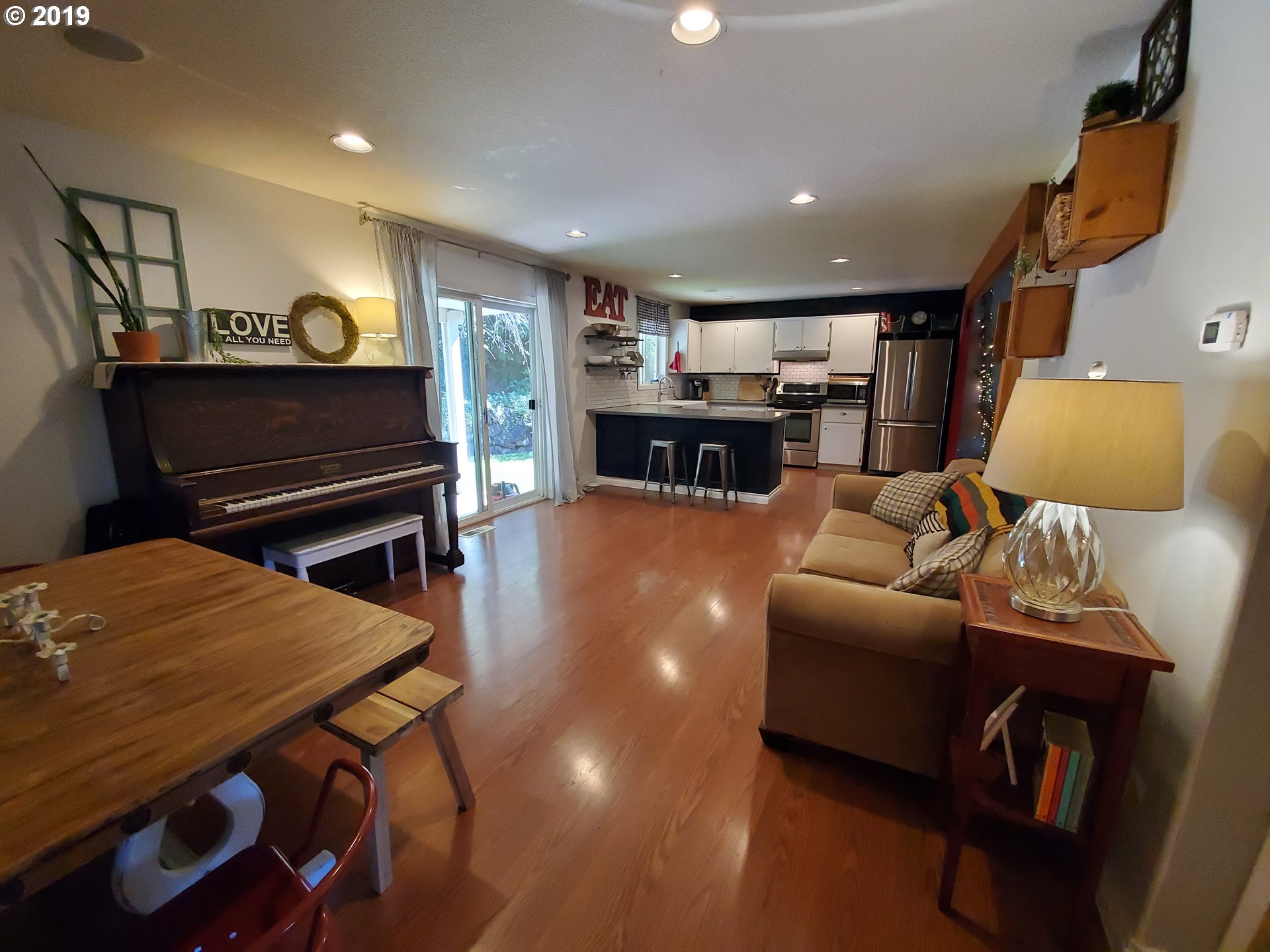 36325 Yocum Loop Sandy, OR 97055 - Photo 8 of 29 Gallery Image 8