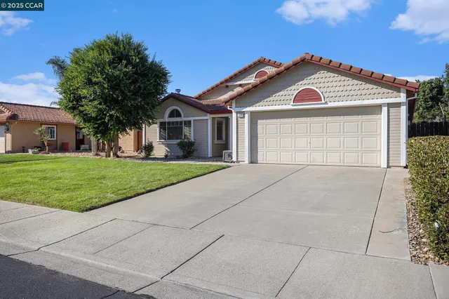 $675,900 | 580 Hacienda Drive, Oakley, CA 94561