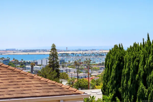 $1,599,000 | 3449 Macaulay Street, San Diego, CA 92106