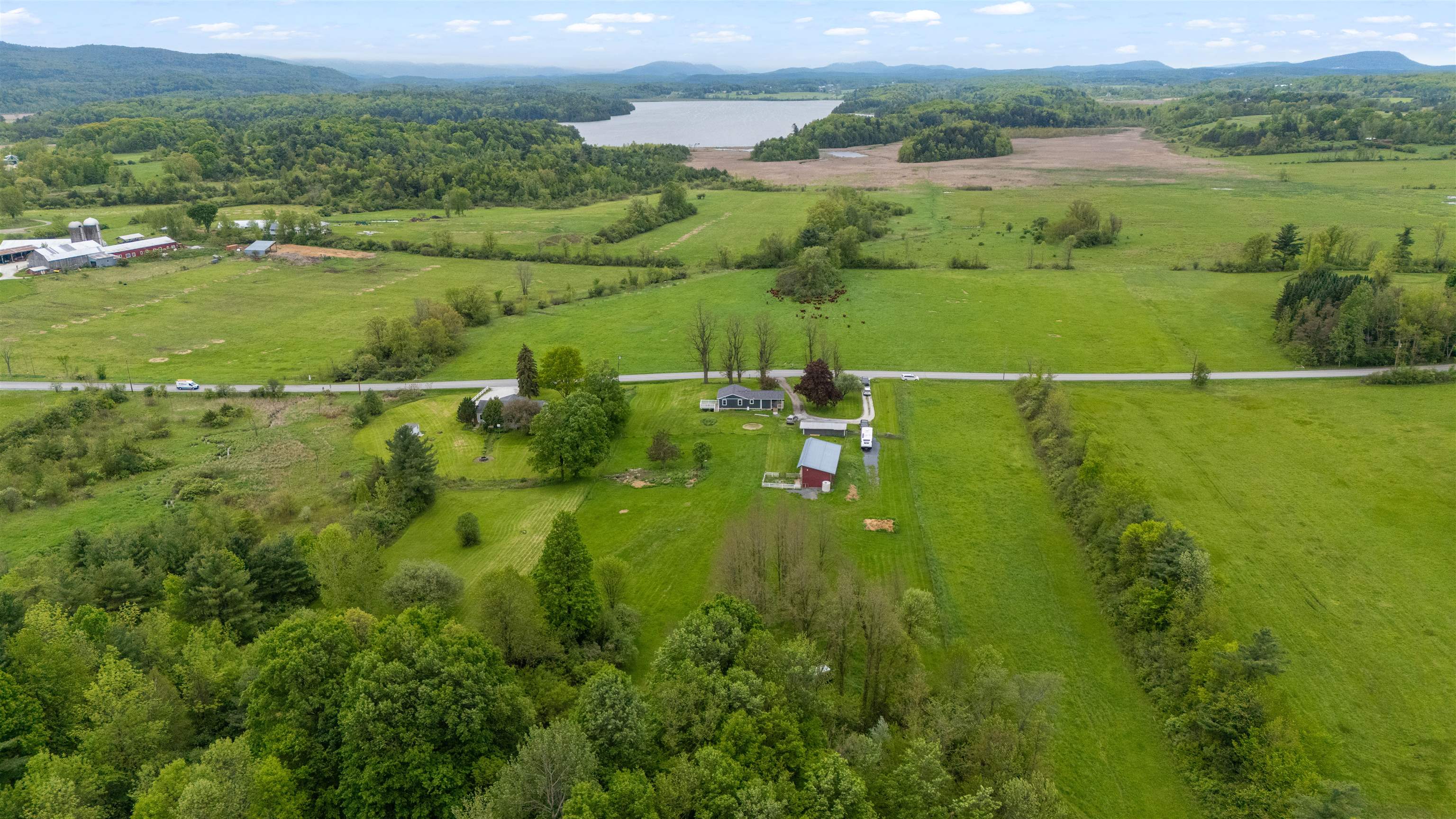 870 Cheesefactory Road Shelburne, VT 05482 - Photo 4 of 53