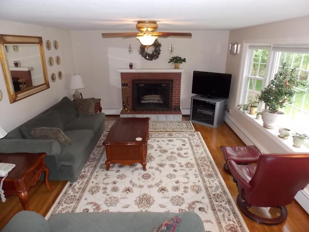 29 Currier Road Merrimack, NH 03054 - Photo 9 of 30