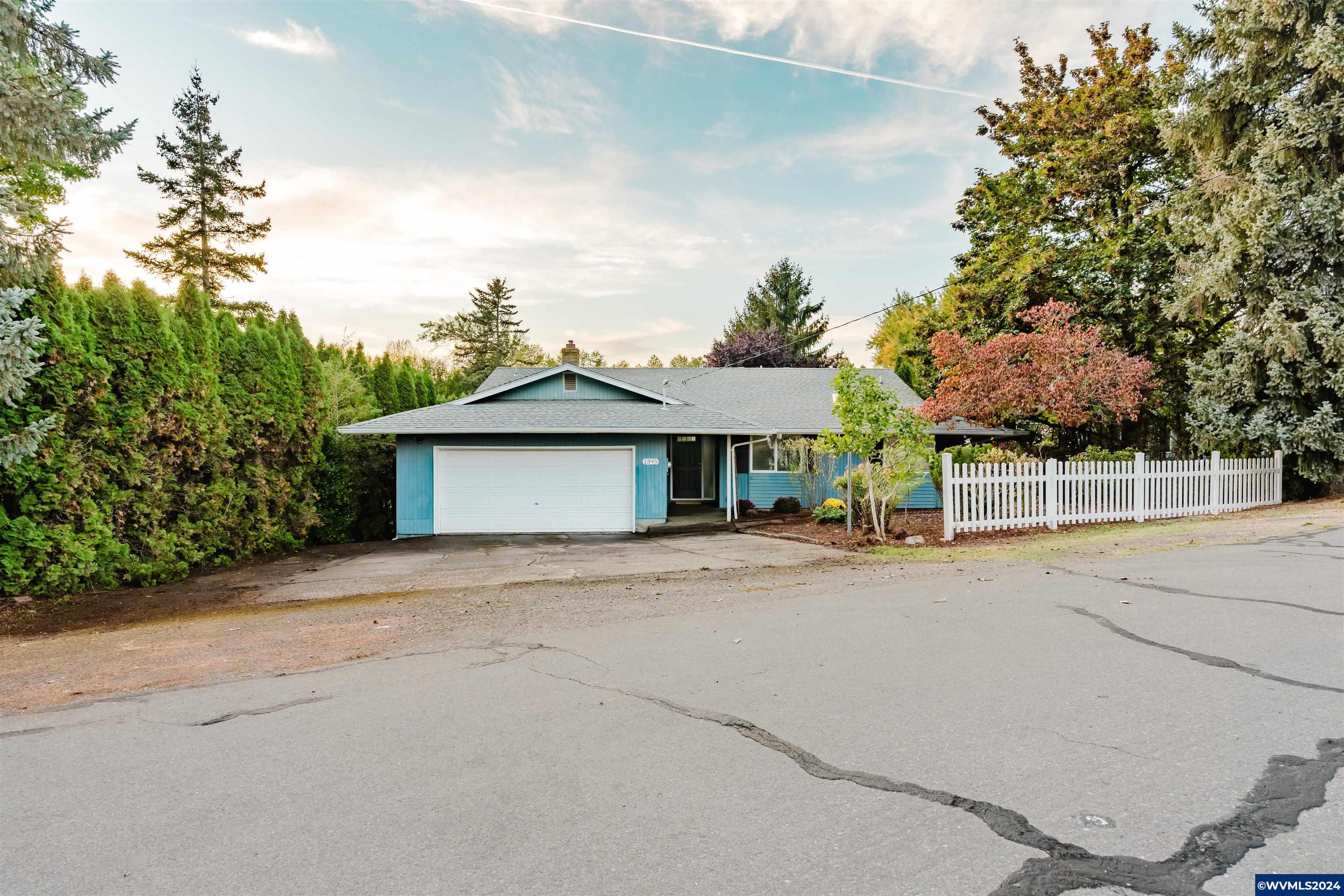 1395 Western Way Salem, OR 97304 - Photo 1 of 37