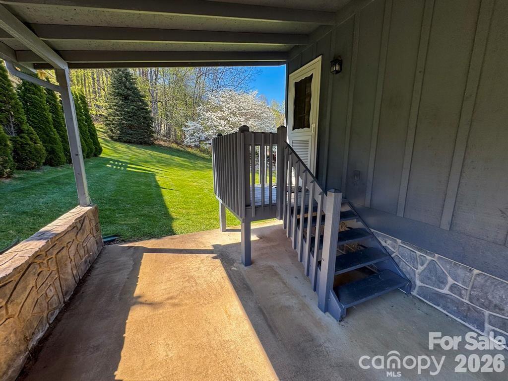 84 Stoney Ridge Loop Maggie Valley, NC 28751 - Photo 7 of 33 Gallery Image 7