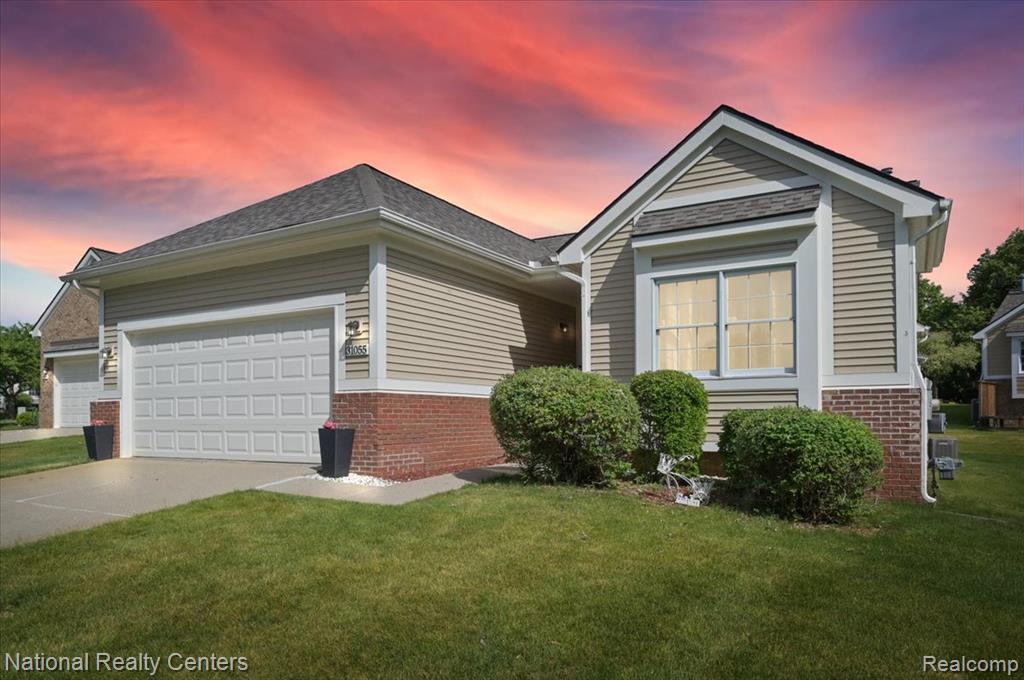 31055 Seneca Lane Novi, MI 48377 - Photo 1 of 36