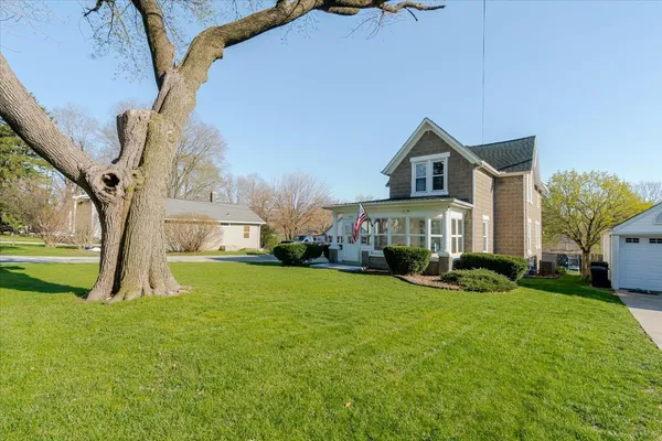 $238,000 | 502 West Cruger Avenue, Eureka, IL 61530