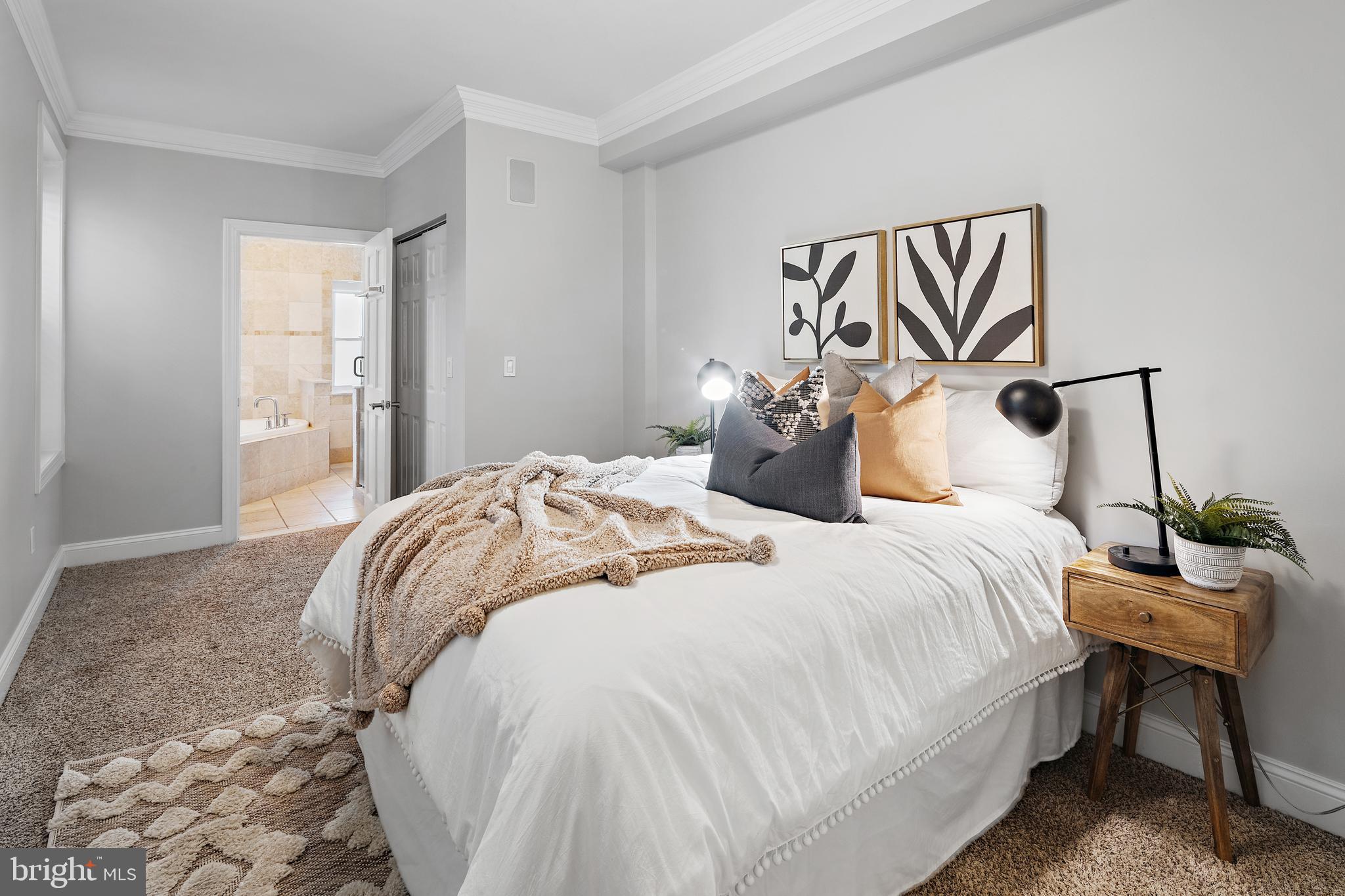 1232 Riverside Avenue Baltimore, MD 21230 - Photo 6 of 46 main level bedroom with en suite bathroom