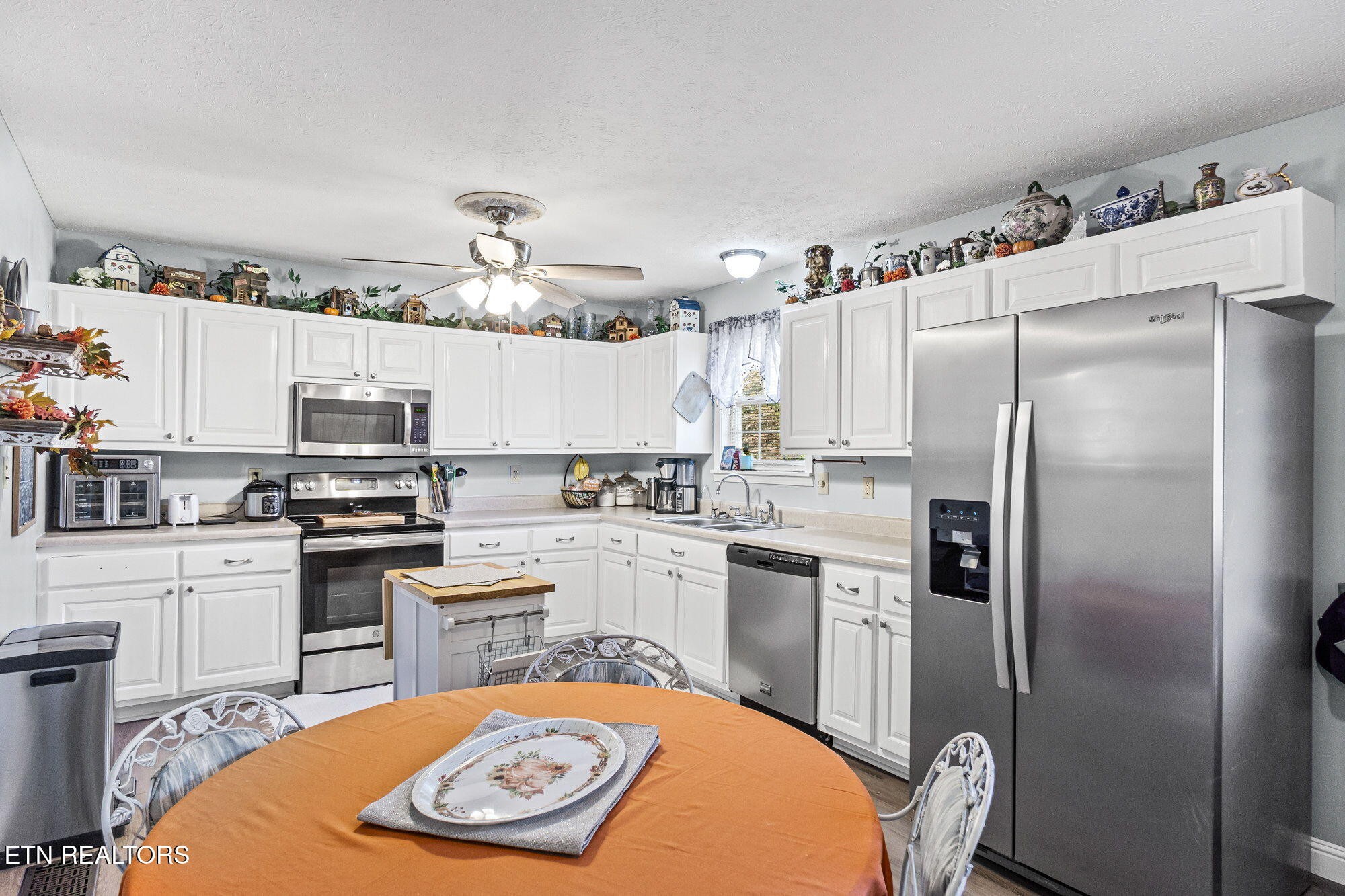 6538 Hilham Road Cookeville, TN 38506 - Photo 4 of 30