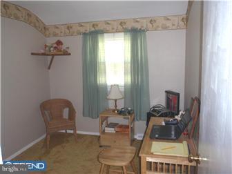 8 Round Hill Road Voorhees, NJ 08043 - Photo 7 of 12