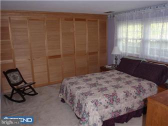 8 Round Hill Road Voorhees, NJ 08043 - Photo 8 of 12