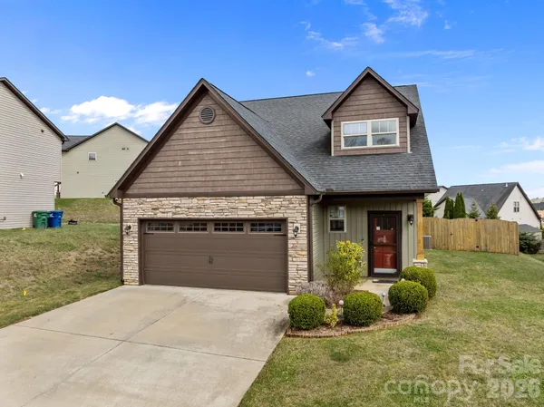 $485,000 | 28 Mallard Run Drive, Arden, NC 28704
