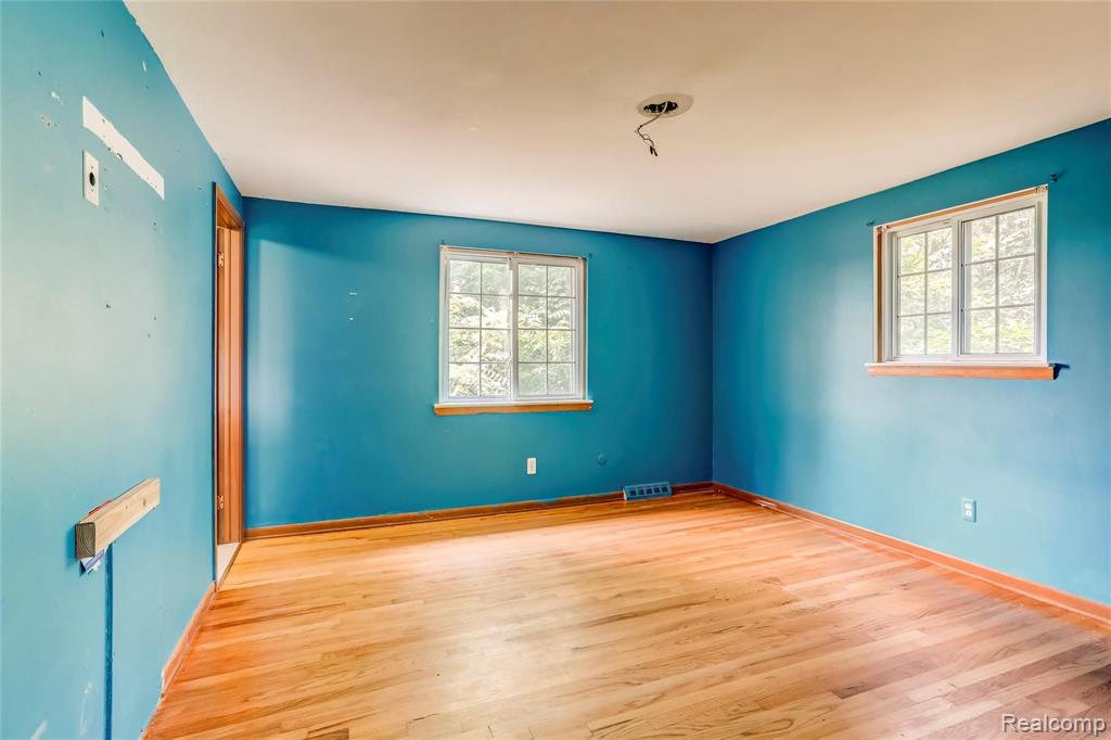 53400 Chesterfield Road Chesterfield, MI 48051 - Photo 25 of 36