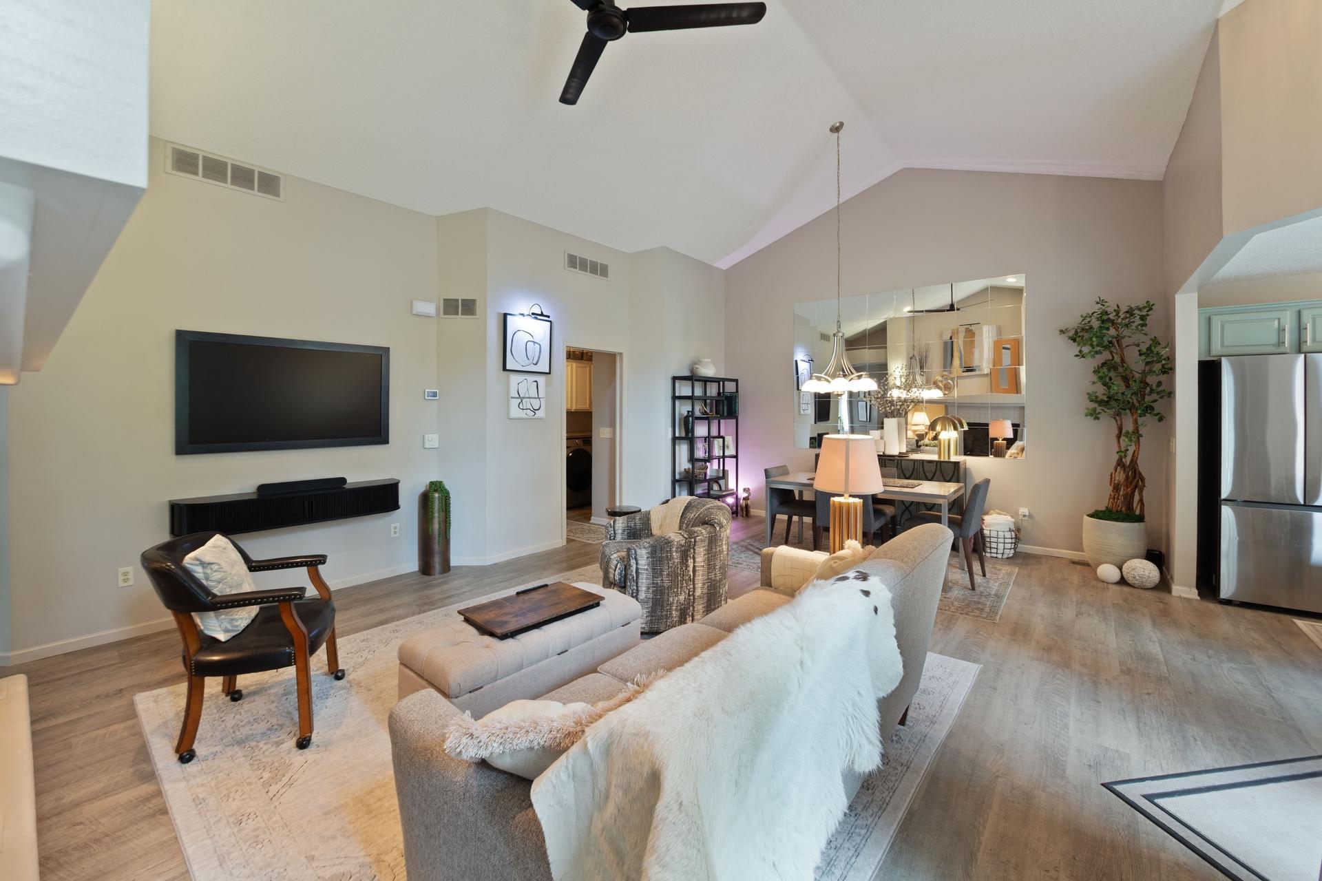 1417 Hunter Hill Road Hudson, WI 54016 - Photo 11 of 21 Gallery Image 11