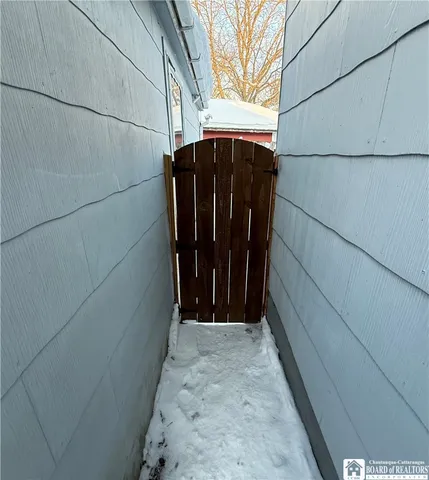 $185,000 | 48 Pound Street, Lockport City, NY 14094