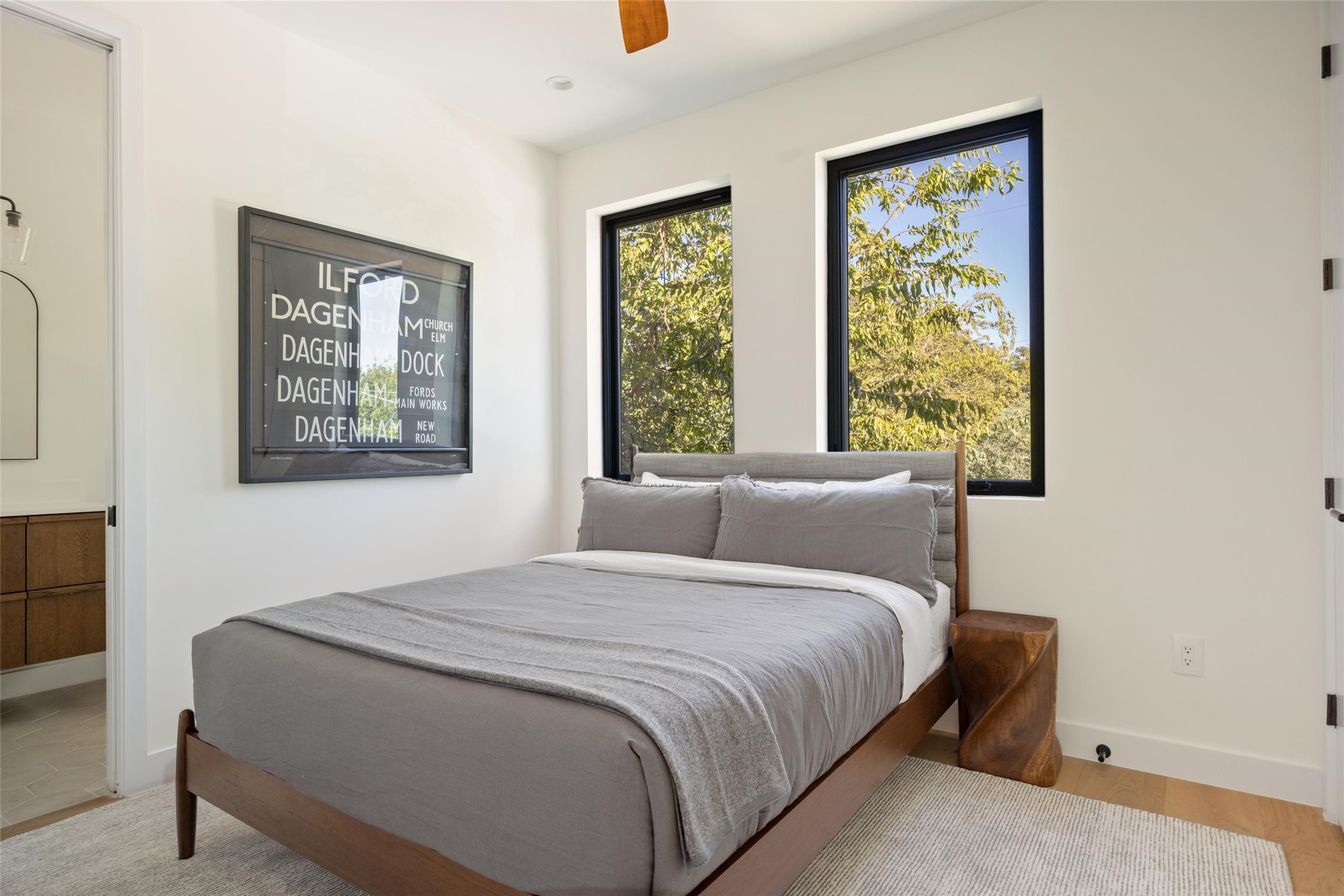 2305 East 21st Street, Unit 2 Austin, TX 78722 - Photo 7 of 15