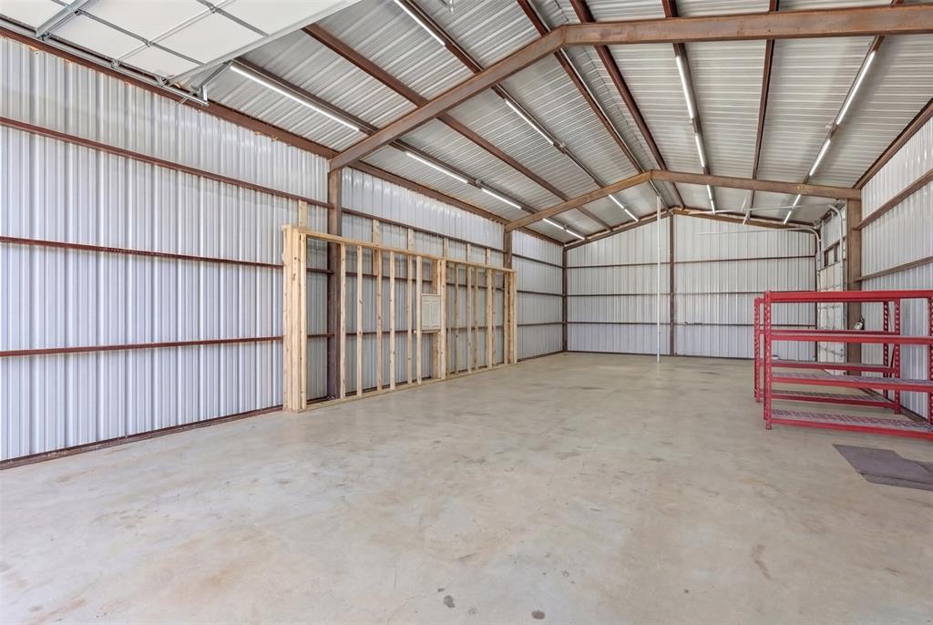 3036 Deer Path Weatherford, TX 76085 - Photo 32 of 35 a view of a garage