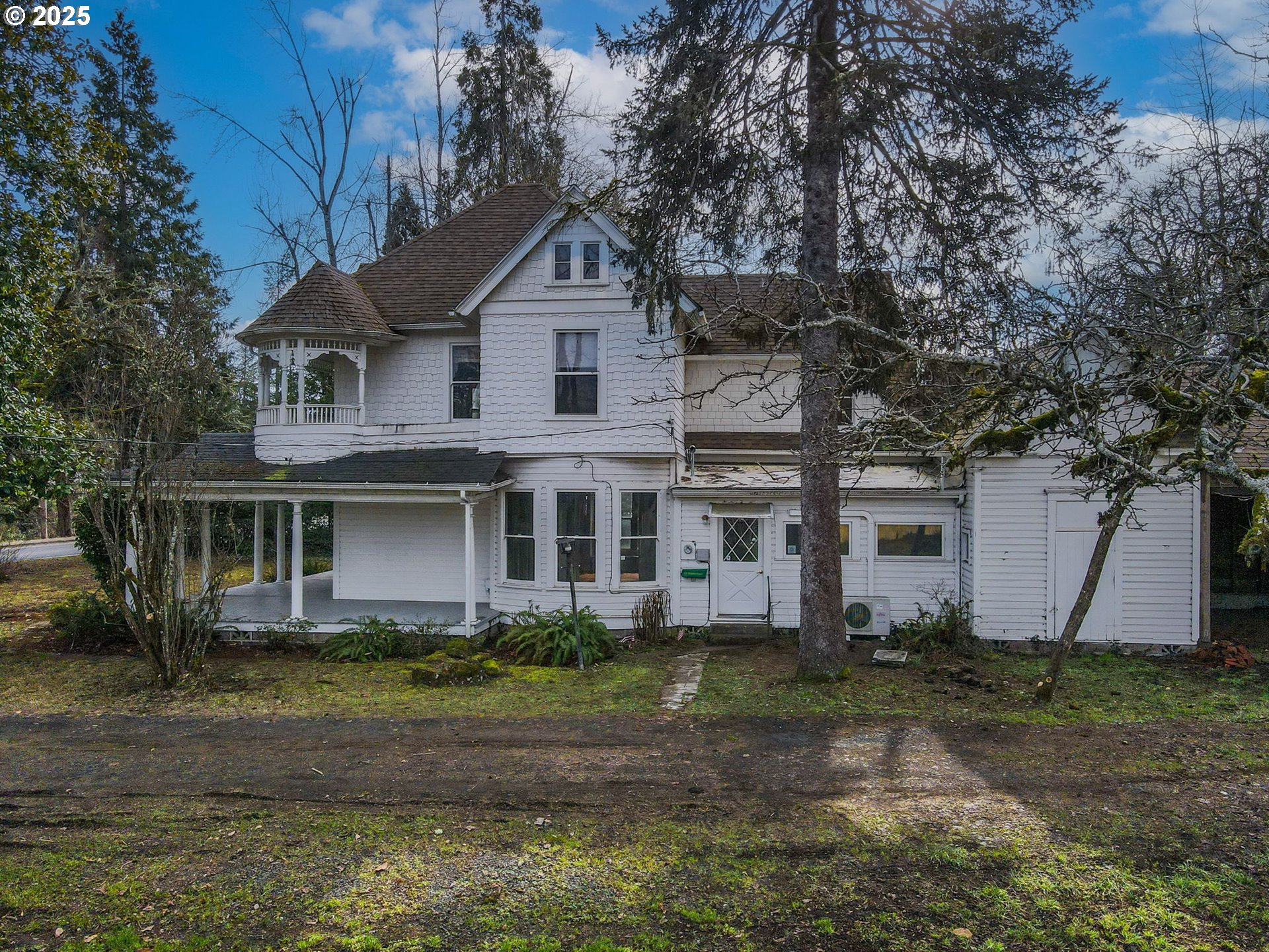 553 South River Road Cottage Grove, OR 97424 - Photo 4 of 42 Gallery Image 4