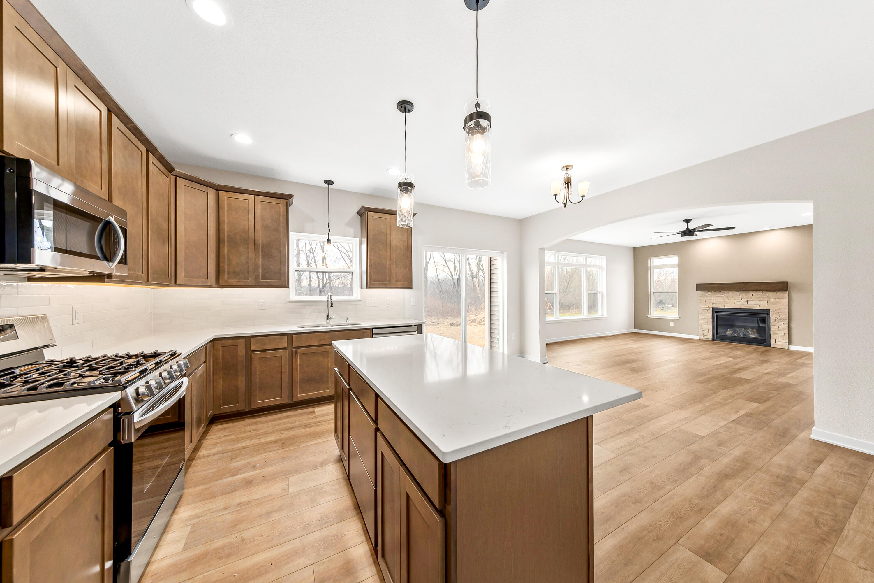 2264 Ravenswood Road Burlington, WI 53105 - Photo 14 of 37 2264 Ravenswood Rd-17