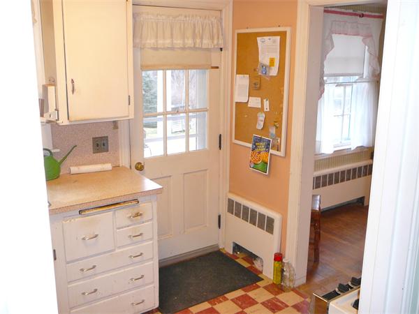 52 Taylor Road Acton, MA 01720 - Photo 11 of 16 Gallery Image 11