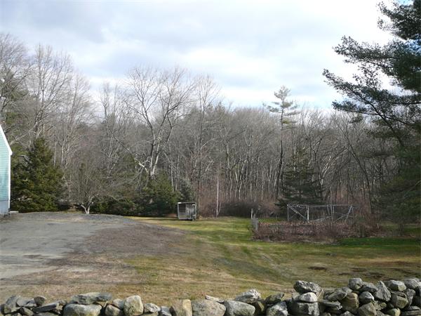 52 Taylor Road Acton, MA 01720 - Photo 5 of 16 Gallery Image 5