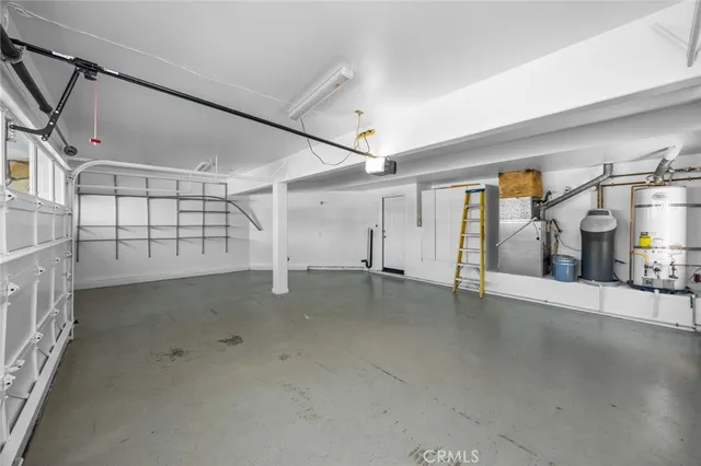 a view of a partially built entryway