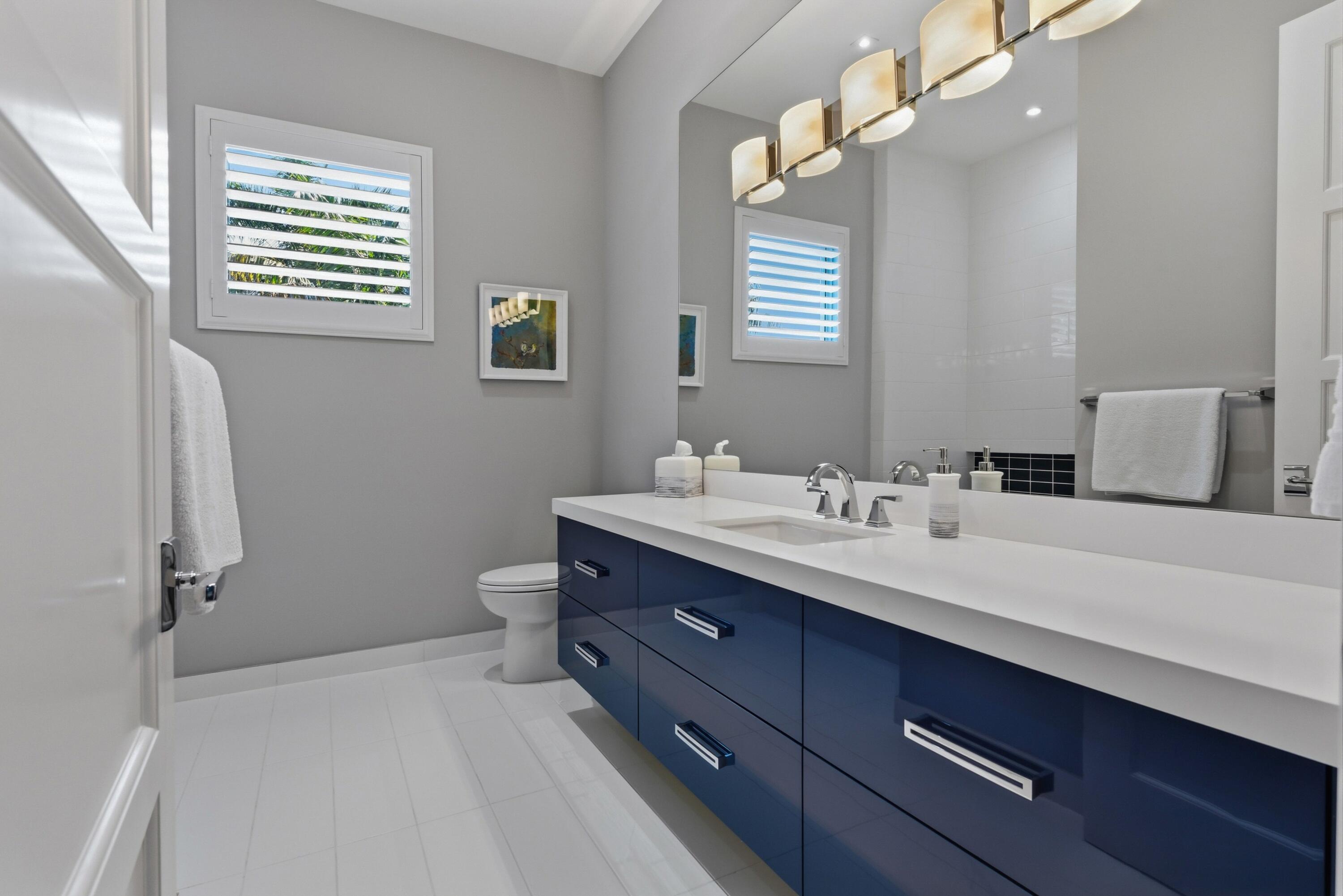 17661 Scarsdale Way Boca Raton, FL 33496 - Photo 50 of 121 en suite bathroom