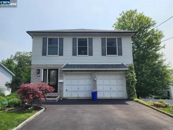 $6,800 | 194 8th Street, Cresskill, NJ 07626