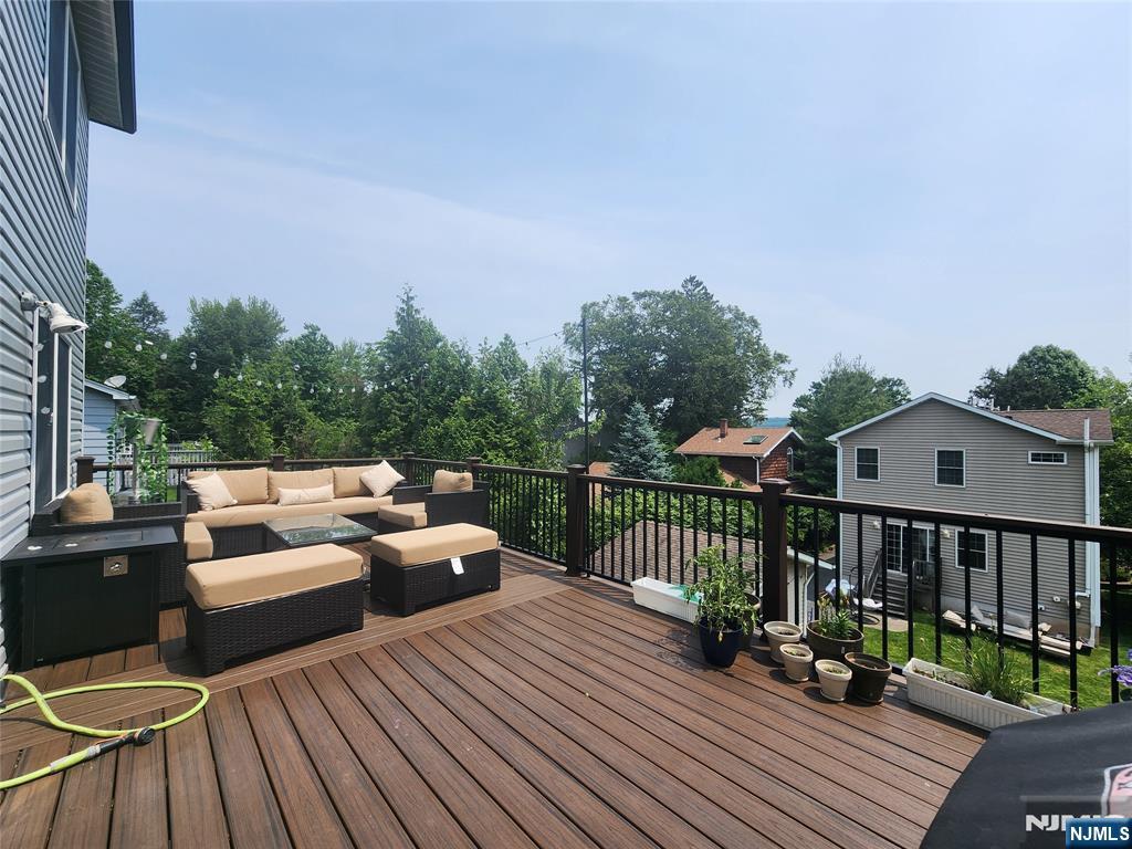 194 8th Street Cresskill, NJ 07626 - Photo 16 of 35