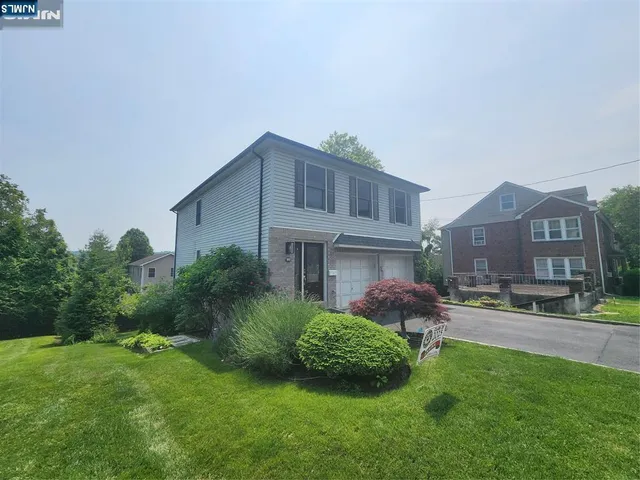 $6,800 | 194 8th Street, Cresskill, NJ 07626