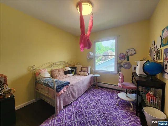 $6,800 | 194 8th Street, Cresskill, NJ 07626