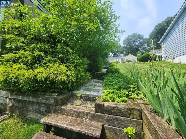 $6,800 | 194 8th Street, Cresskill, NJ 07626