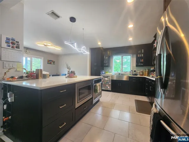 $6,800 | 194 8th Street, Cresskill, NJ 07626